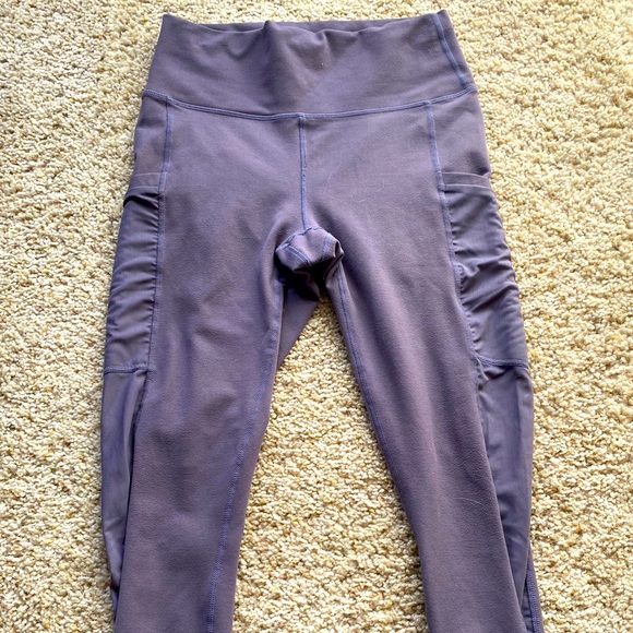 FABLETICS LEGGINGS🏃🏾‍♀️ - Picture 2 of 9